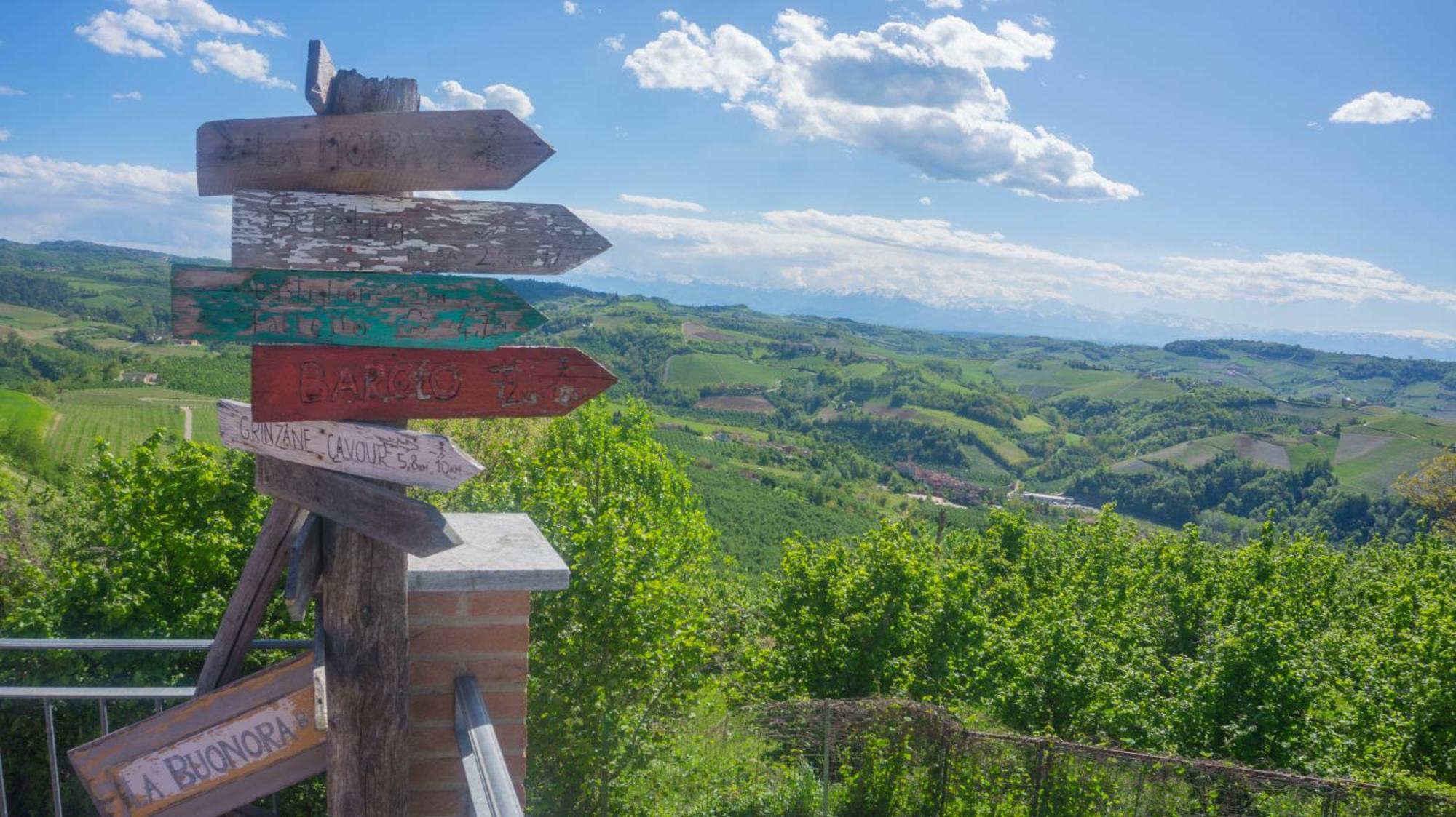 B&B La Buonora Sinio Buitenkant foto